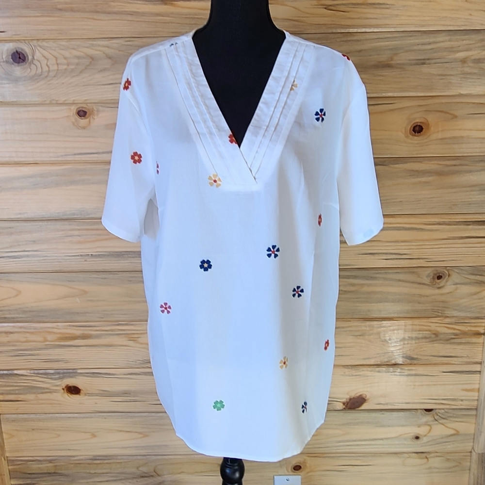 Sheilay White Short Sleeved Floral Blouse,  Women's Size XXL